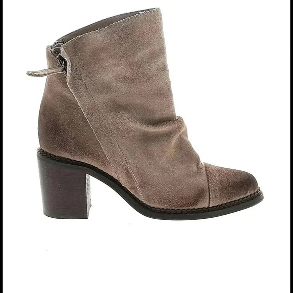 Sbicca Shoes - Sbicca Millie leather heeled booties